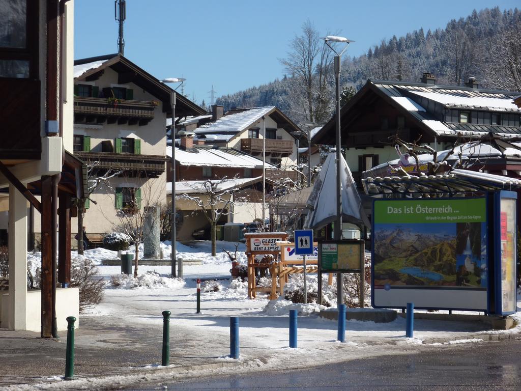 Kitz Residenz Top 6 คาพรูน ห้อง รูปภาพ